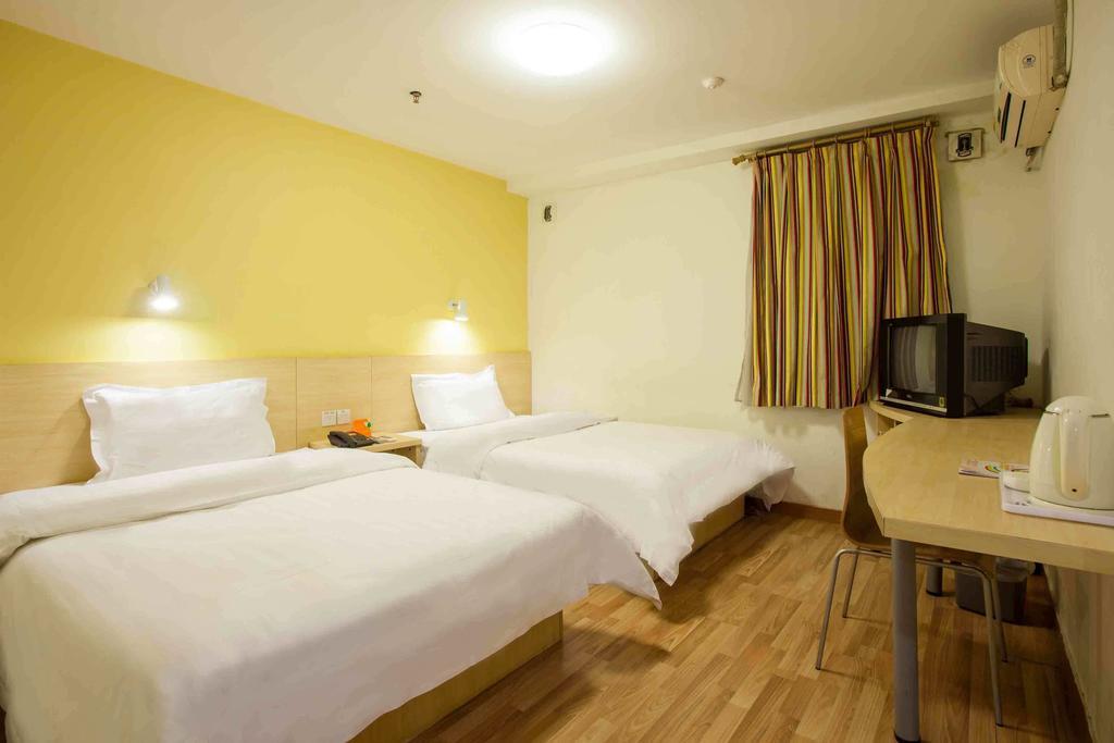 7Days Inn Tianjin Haihe East Road Wanda Centre Δωμάτιο φωτογραφία