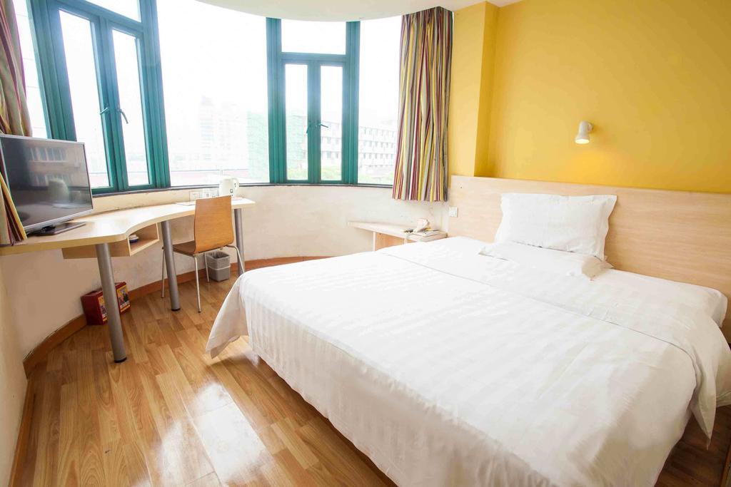 7Days Inn Tianjin Haihe East Road Wanda Centre Δωμάτιο φωτογραφία